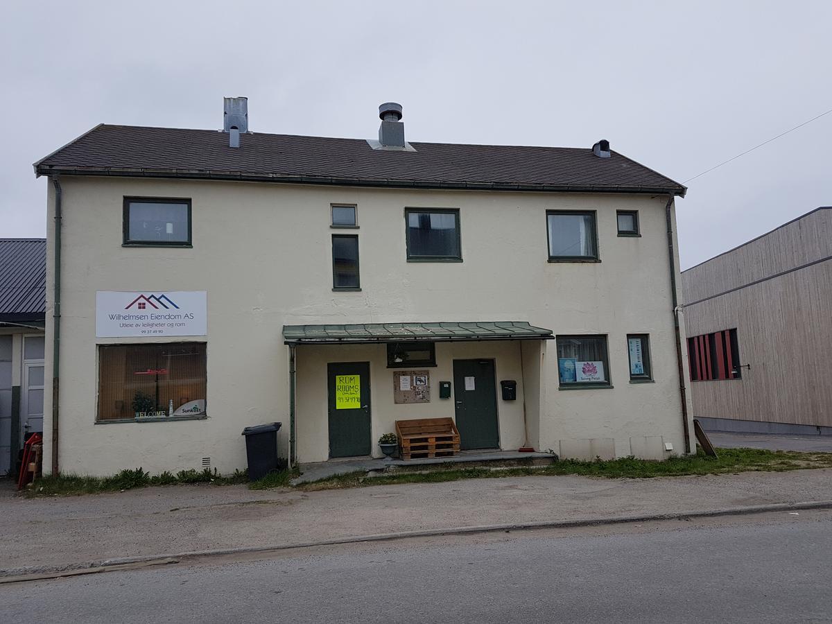 Motel Wilhelmsen Romutleie Vardo Exterior foto